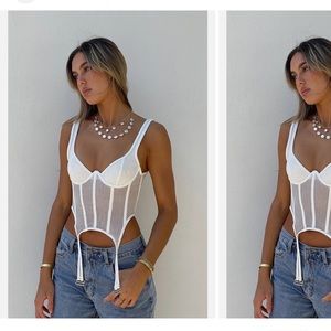 New White Fox Bustier! 🤍